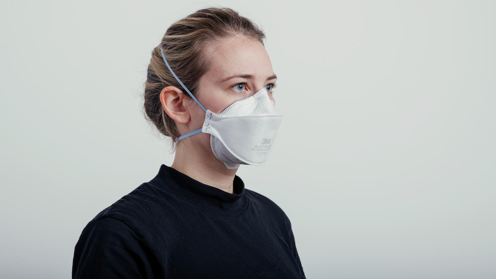 Die Suva empfiehlt FFP-Masken mit Kopfbändern&nbsp;