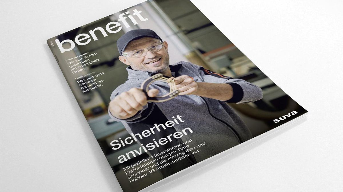 Benefit, Cover, Titeltbild