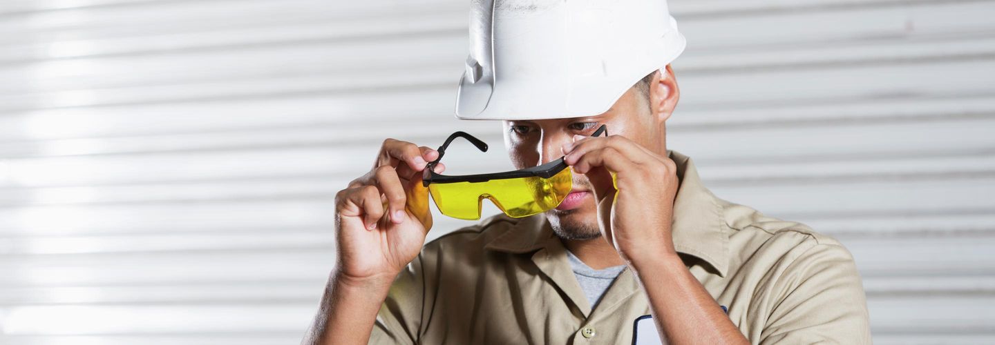 Les critères pour choisir ses lunettes de protection laser classe