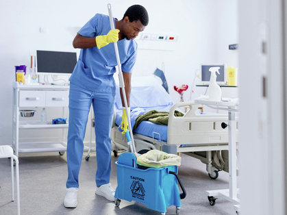 Gesundheitliche Gefahren beim Desinfizieren vermeiden