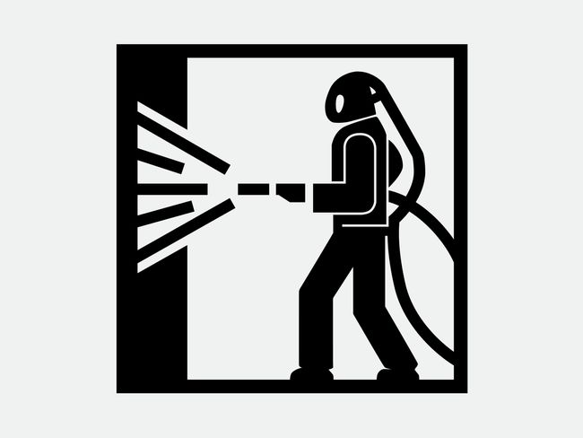 Mann mit Sandstrahler und Atemschutz-Vollmaske (Symbol, quadratisch)
