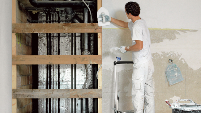 Die leichte Plattformleiter ist eine lohnende Investition in die Sicherheit.