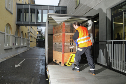 Trasporti sicuri su strada e con la ferrovia