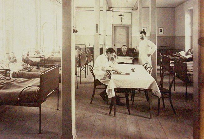 Krankensaal Spital Brig.JPG