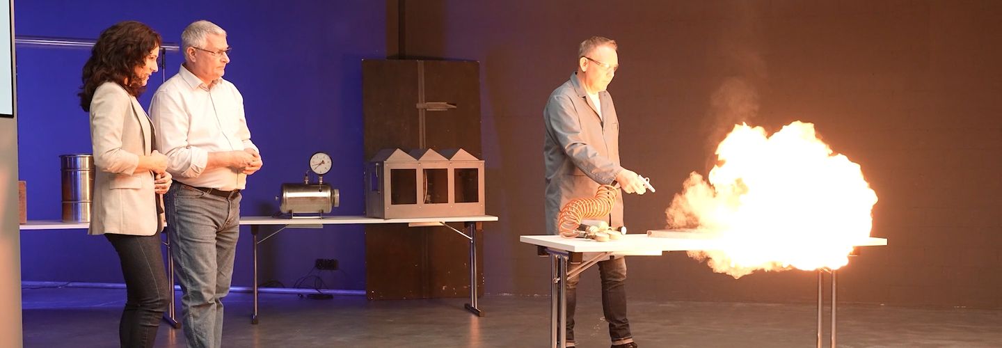 Suva-Explosionsschulung-09-Brennbarer Staub-de.jpg