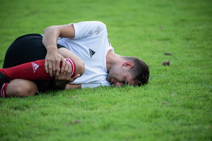 Football: moins d’accidents, moins de coûts