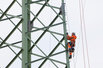 Sicher arbeiten an Hochspannungsfreileitungen