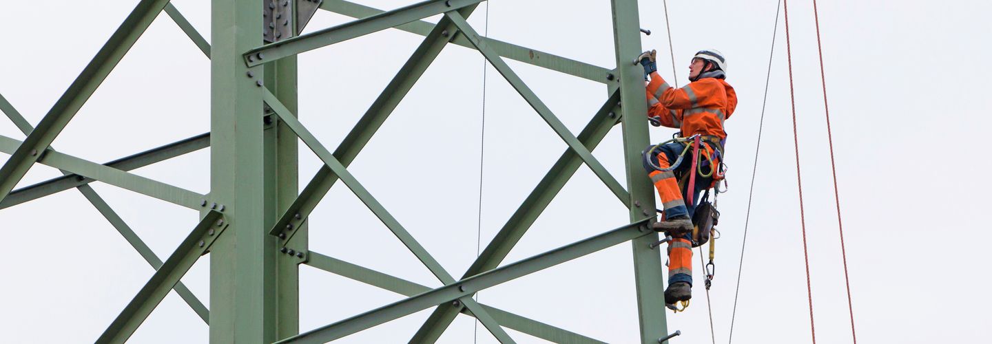 hochspannsungsleitung-wartungsarbeiten.jpg