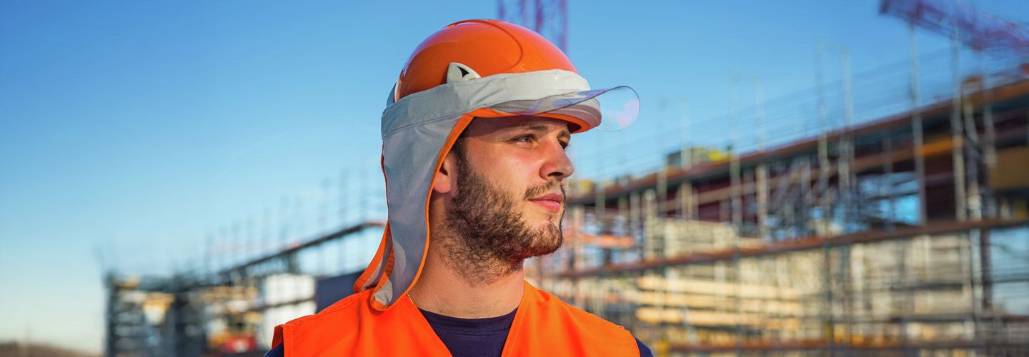 Nackenschutz, Arbeiter, UV Schutz, Sommer Sonne, Helm mit UV Schutz, Sonnenbrand
