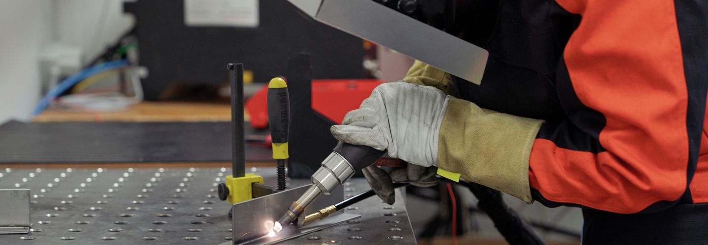 Handgehaltenes Laserschweissen