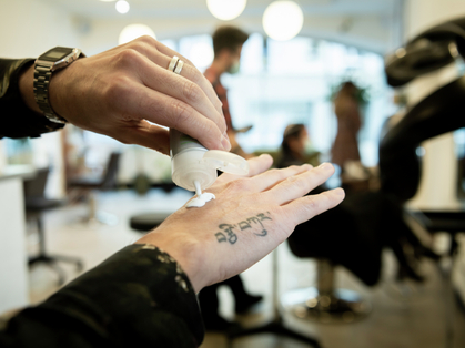 Protection de la peau dans les métiers de la coiffure