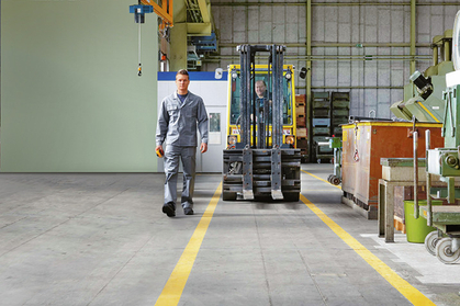 Vie di circolazione ben delimitate per persone e veicoli