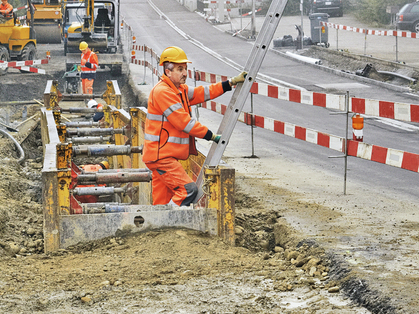 Lebenswichtige Regeln Verkehrsweg- und Tiefbau: Filme