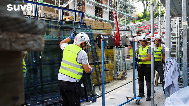 Thumbnail_Körperschonende Fenstermontage spart Zeit und Geld und schützt Ihre Gesundheit.png