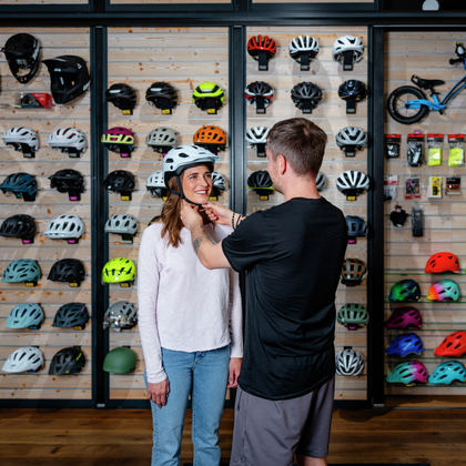 Den Velohelm richtig tragen: So geht’s