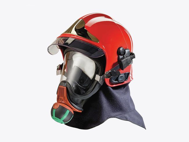 Feuerwehrhelm mit integrierter Atemschutzmaske