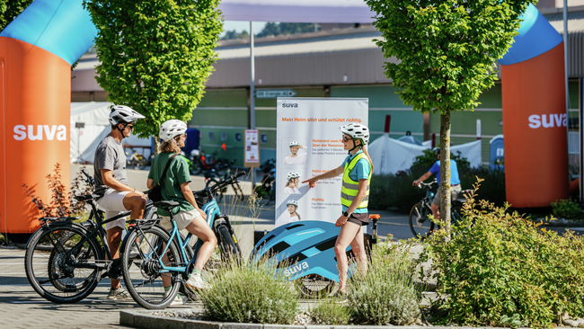 Velo, slowUp, Velohelm, Torbogen, Event, Shooting 10.08.25, Velohelm richtig einstellen