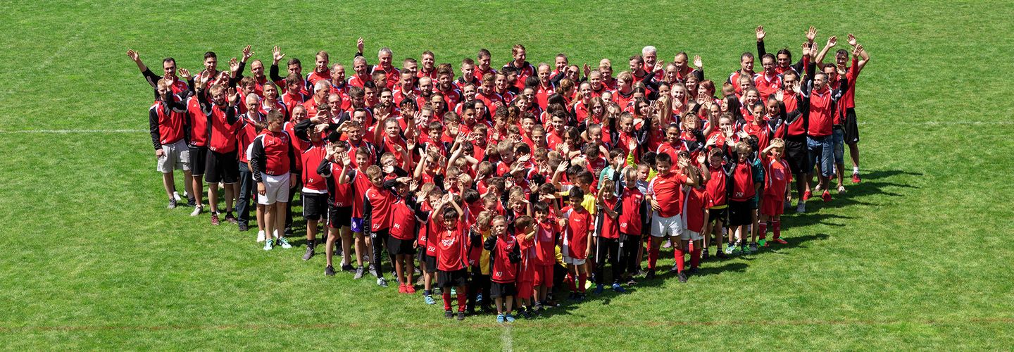 Fairplay-Trophy der Suva.jpg