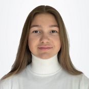 Alina Shapovalova ist in Ausbildung zur Entwicklerin digitales Business EFZ.