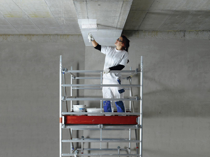 Unfall: Maler stürzt vom Dach